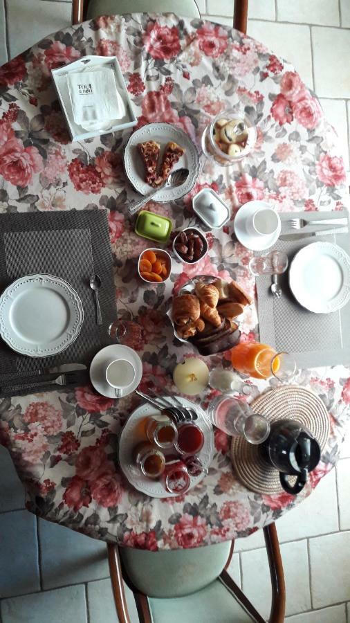 La Maison Du Bonheur Saintry-sur-Seine Esterno foto